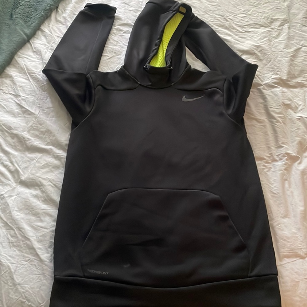 Nike therma fit running hoodie